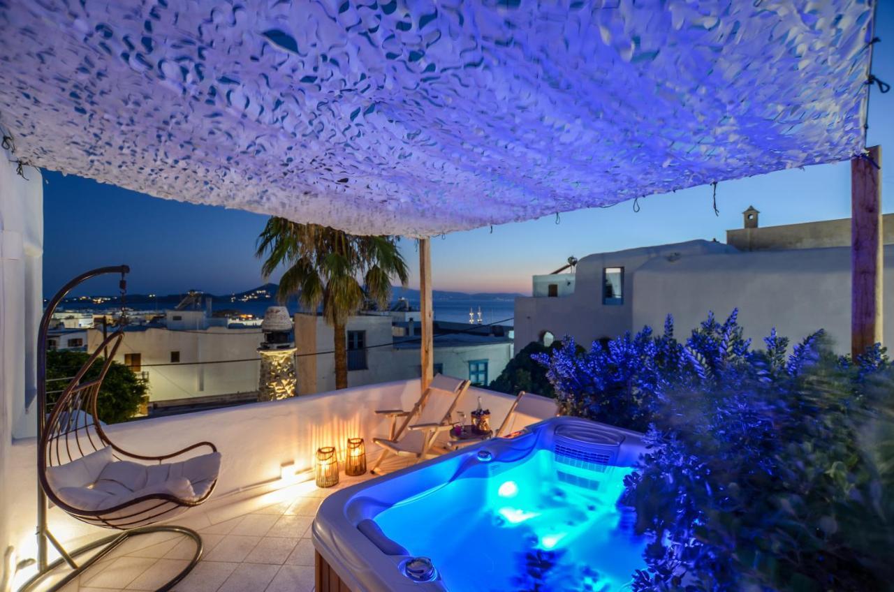 Honey & Cinnamon Luxury Suite Naxos City ภายนอก รูปภาพ