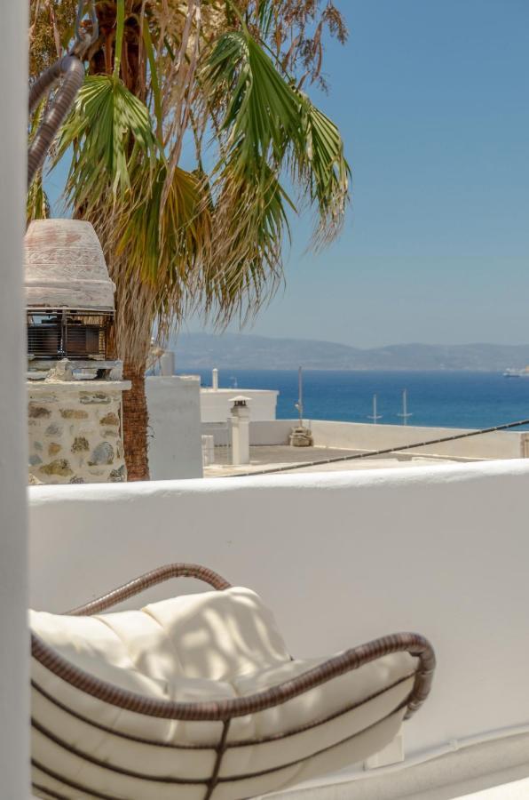 Honey & Cinnamon Luxury Suite Naxos City ภายนอก รูปภาพ